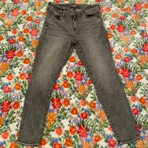 American Eagle Jeggings, Size 10 short, faded black coloring